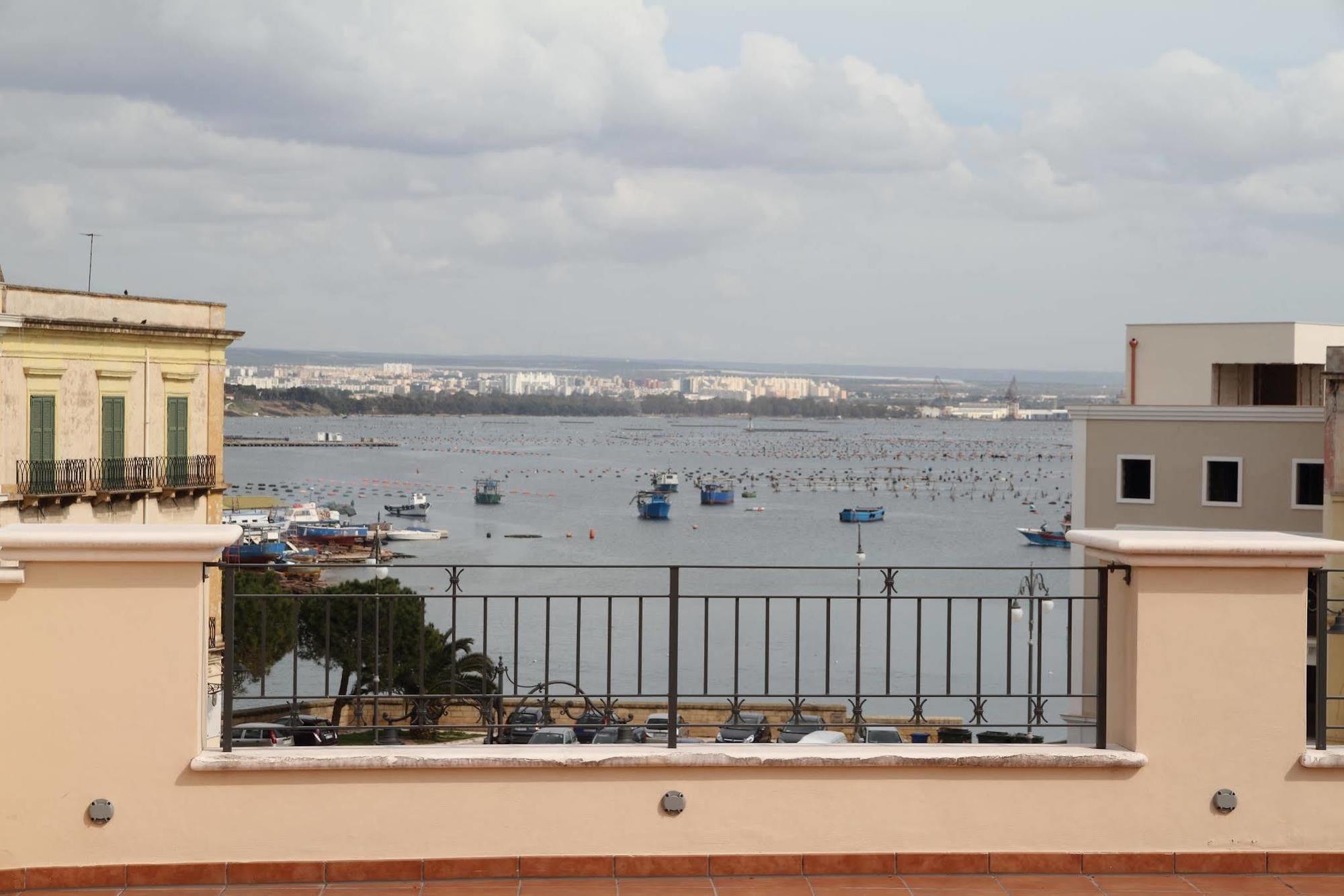 Albergo Del Sole Taranto Exteriér fotografie